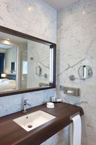 Blue Woods Hotel - Deerlijk Номер фото